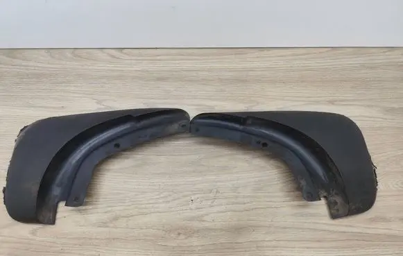 Volvo V70 Rear mudguard 8693299 BQ5QA