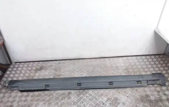 Volkswagen PASSAT B7 Sill 3AA853092C