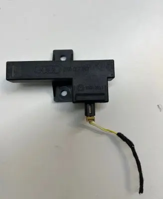 Audi A5 8T 8F Keyless (KESSY) go control unit/module 8K0907247 335A2
