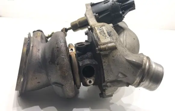 BMW 2 F44 Turbo 9845811