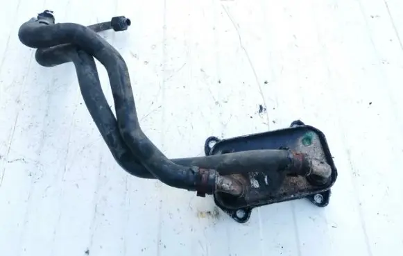 Volvo S40, V40 Engine oil radiator 