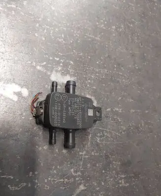 Audi A6 S6 C5 4B LP gas reducer temperature sensor MP01