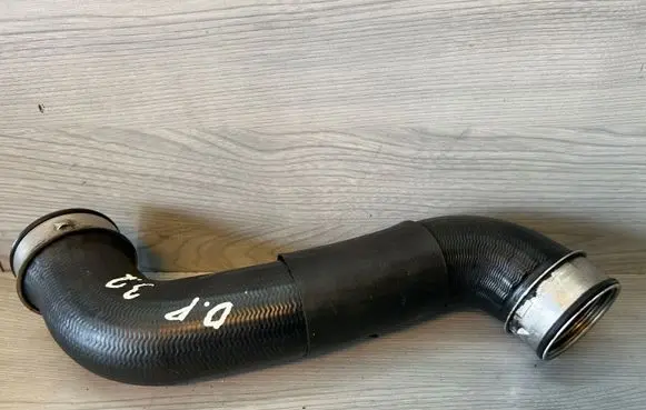 Mercedes-Benz E W211 Intercooler hose/pipe A2115283782