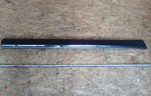 Nissan Murano Z51 Front door trim (molding) 808711AA2A