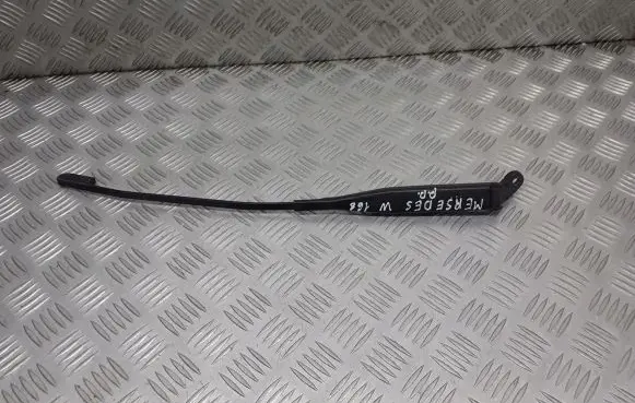 Mercedes-Benz A W168 Front wiper blade arm