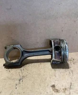 Peugeot 308 Piston with connecting rod 