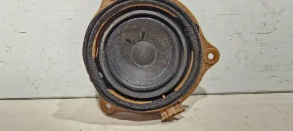 Audi A6 S6 C6 4F Front door speaker 4f0035411a
