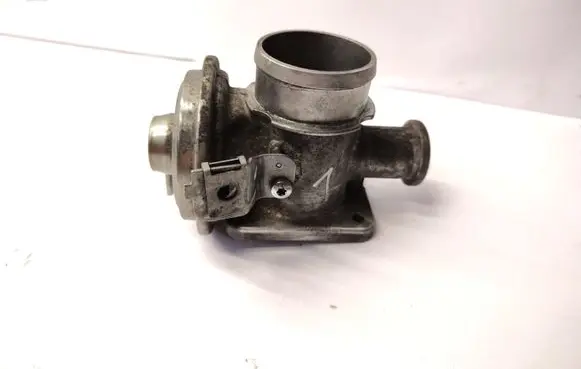 BMW 3 E46 EGR valve 778545204 72826400 7785452
