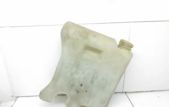 Mercedes-Benz E W210 Lamp washer fluid tank 2108601160