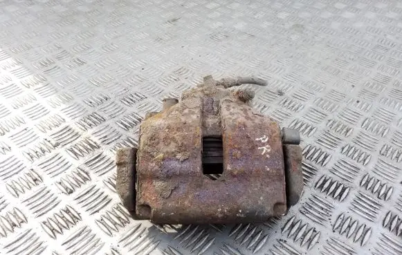 Volkswagen PASSAT B6 Front brake caliper