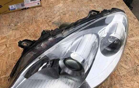 Mercedes-Benz B W245 Headlight/headlamp A1698201761