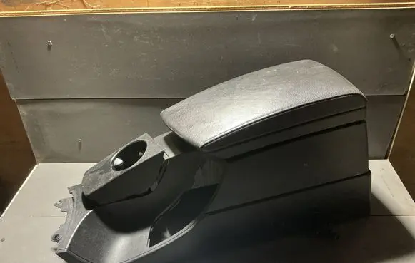 BMW X3 E83 Armrest 3400692