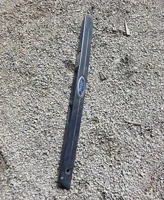 Ford Mondeo Mk III Trunk door license plate light bar 98ABN43404A