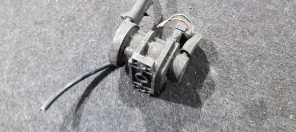 Mercedes-Benz E W210 Turbo solenoid valve 0005450327
