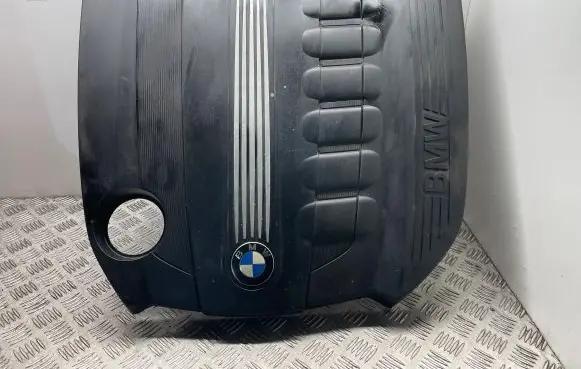BMW 5 F10 F11 Engine cover (trim) 7800575 13717800575