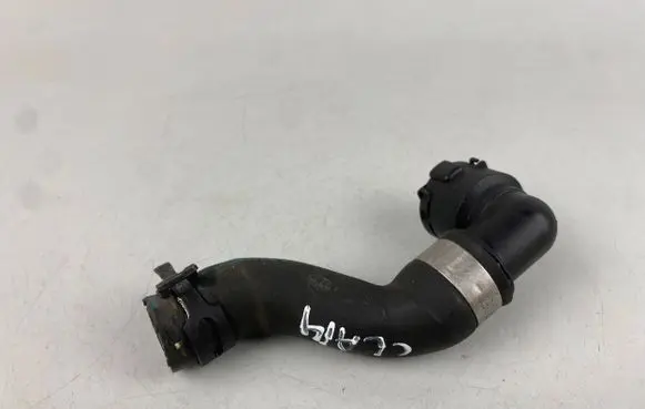 Mercedes-Benz CLA C117 X117 W117 Engine coolant pipe/hose A6512000082