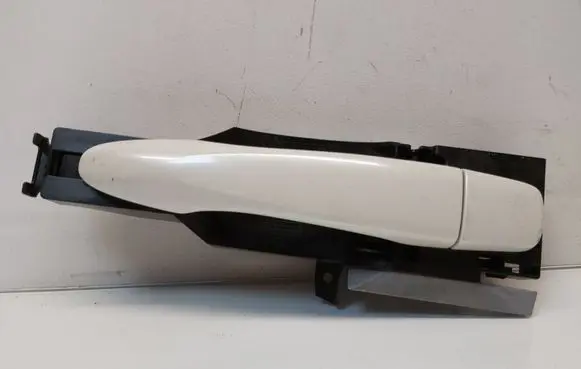 Nissan Qashqai Rear door exterior handle
