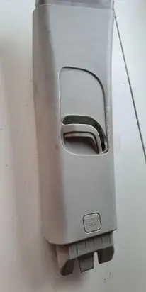 Nissan Qashqai Seat belt trim 