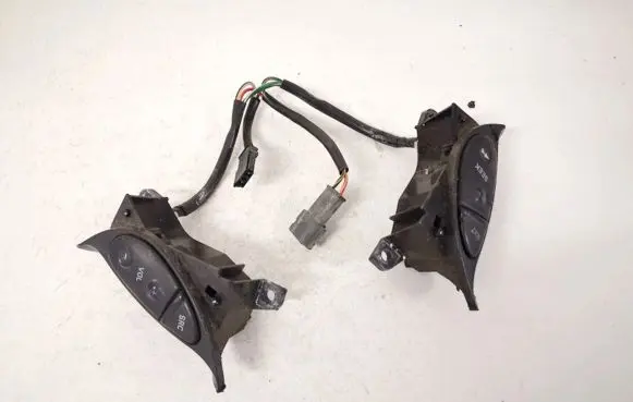 Saab 9-5 Steering wheel buttons/switches 4616025 156785