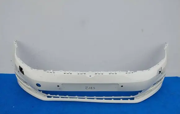 Volkswagen Golf VII Front bumper 5G0807221