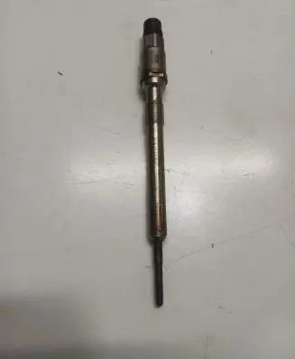 Volkswagen Golf VII Glow plug 03L905061H