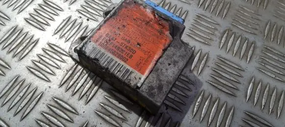 Mazda 626 Airbag control unit/module GE4T57K30D