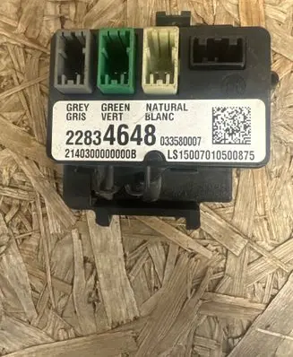 Cadillac Escalade IV Steering rack control module 22834648 2140300000000B 033580007