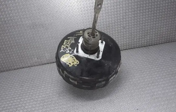 Volvo V70 Brake booster 9485179