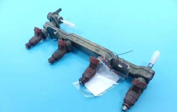 Nissan Almera N16 Fuel injector 0280155940 IMPRK1140757