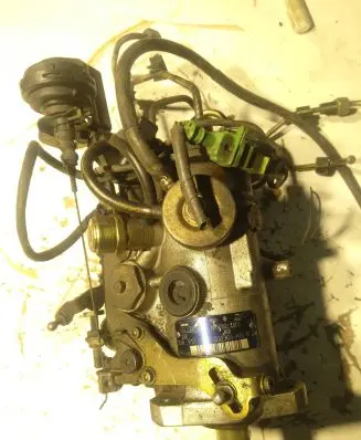 Mitsubishi Carisma Fuel injection high pressure pump R8448B261B 032304A