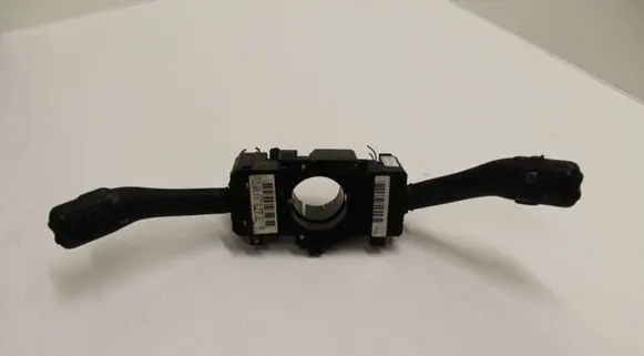 Volkswagen PASSAT B5.5 Wiper turn signal indicator stalk/switch 1J0953513