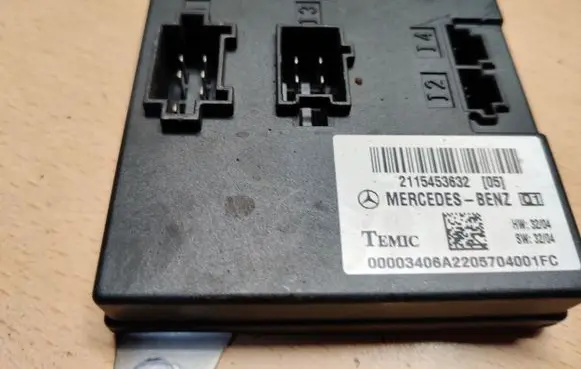 Mercedes-Benz E W211 Other control units/modules 2115453632