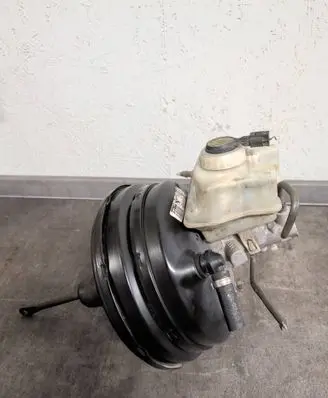 BMW X5 E53 Brake booster 6757706
