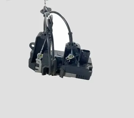 Opel Vectra C Rear door lock 13210763