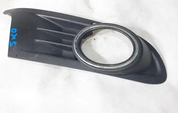 Volkswagen Golf VI Front bumper lower grill 5K0853666