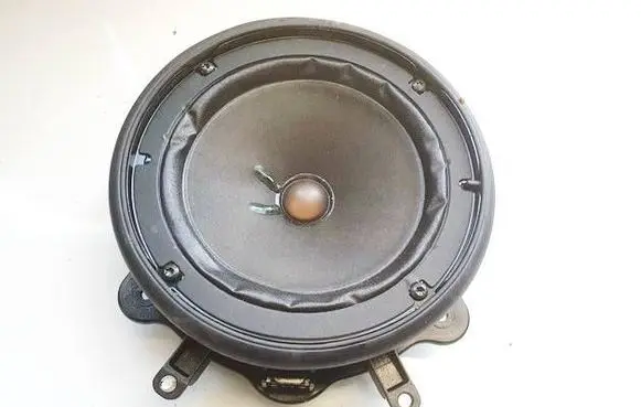 Audi A3 S3 8P Front door speaker 8E0035411A