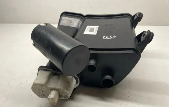 Active carbon filter fuel vapour canister