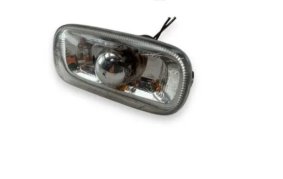 Audi A3 S3 8P Front fender indicator light 8E0949127