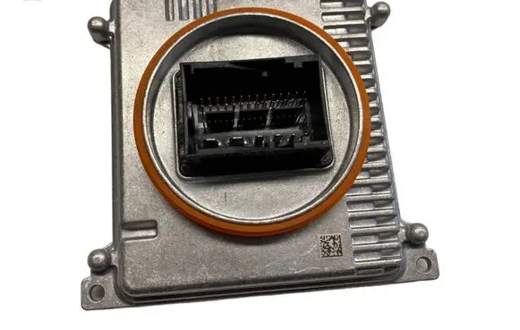 Volkswagen PASSAT B8 LED ballast control module 992941572AE