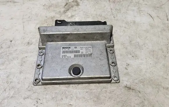 Peugeot 806 Engine control unit/module 9626373980 0281001442