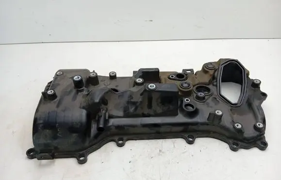 Lexus RX 450H Rocker cam cover