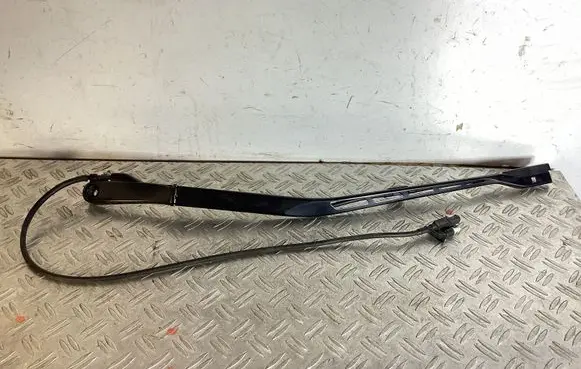Volvo S90, V90 Front wiper blade arm 97036203
