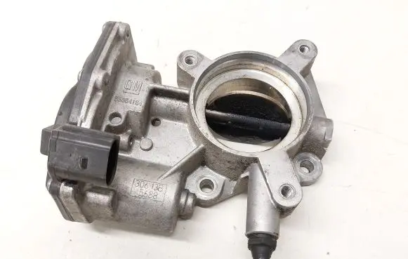 Opel Insignia A Throttle body valve 55564164