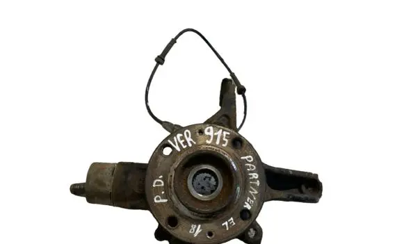 Peugeot Partner Front wheel hub 