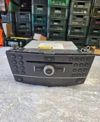 Mercedes-Benz C W204 Radio/CD/DVD/GPS head unit A2049068901 A2049061500