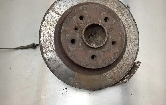 Nissan Qashqai Rear wheel hub 