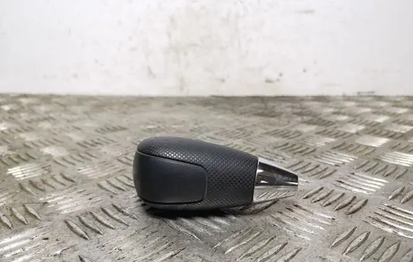 Jeep Grand Cherokee (WK) Gear lever shifter trim leather/knob