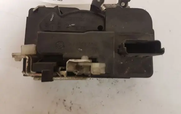 Peugeot Partner Front door lock 