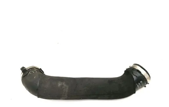 Audi A8 S8 D3 4E Intercooler hose/pipe 4E0145737M
