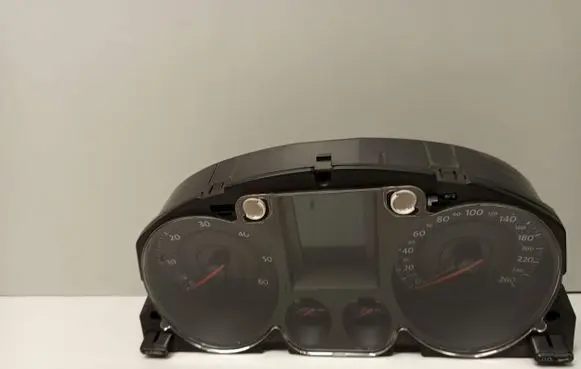 Volkswagen PASSAT B6 Speedometer (instrument cluster) 3C0920871